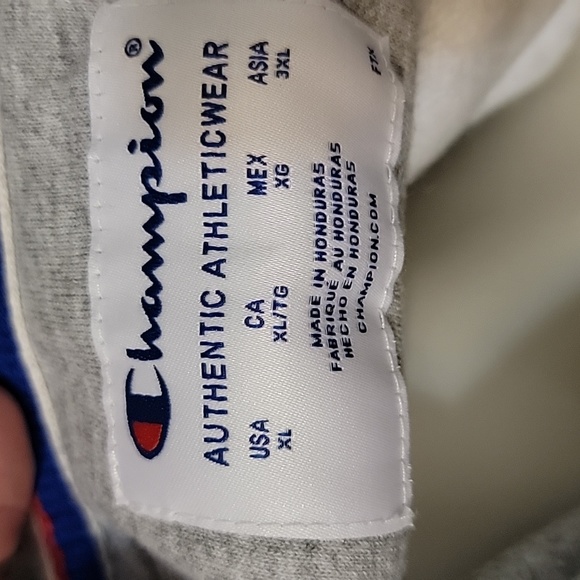 XL Champion Hoodie - Picture 4 of 5